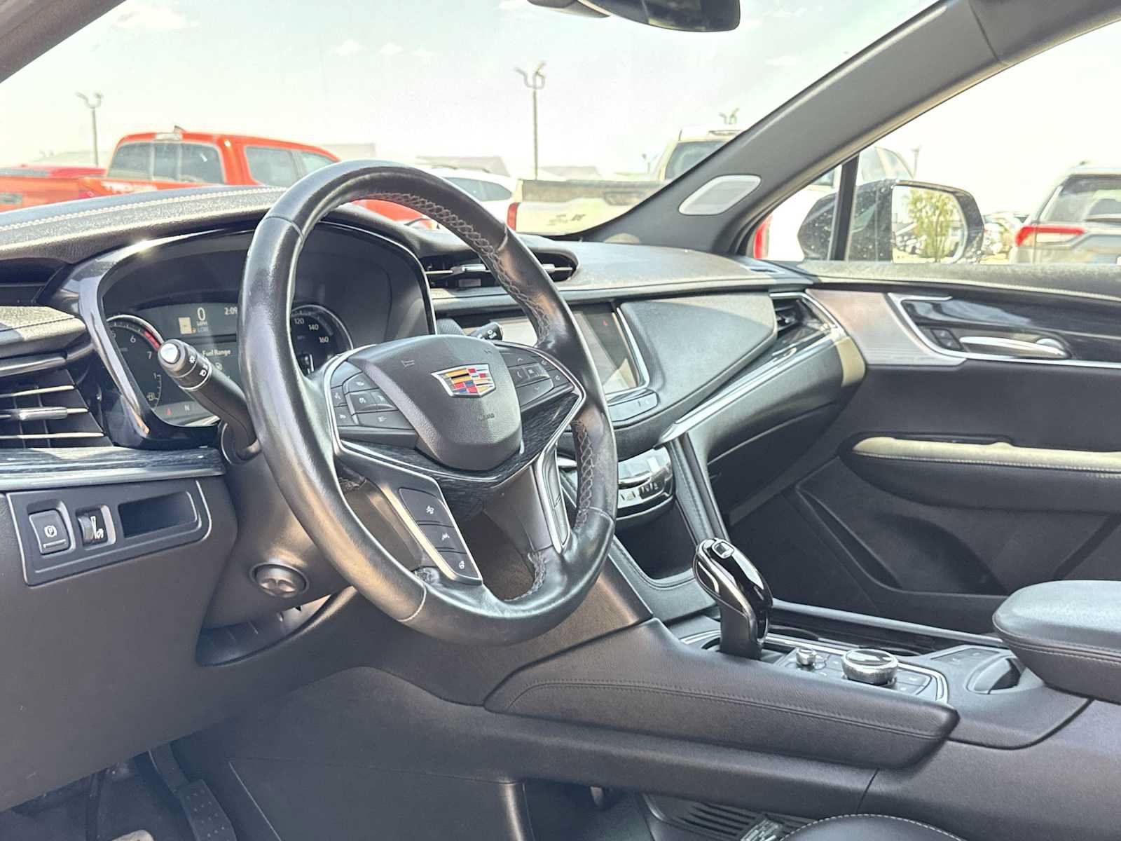 Used 2023 Cadillac XT5 Premium Luxury w/ LPO, Floor Liner Package AWD/4WD image 10