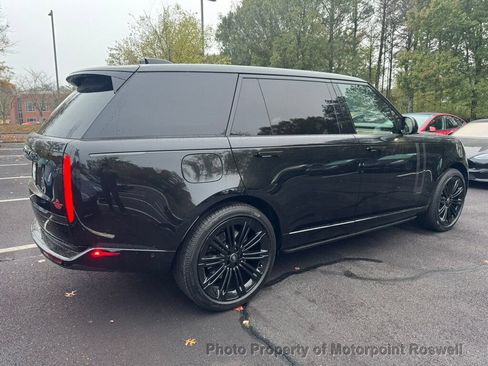 Used 2025 Land Rover Range Rover Long Wheelbase Autobiography AWD/4WD image 4