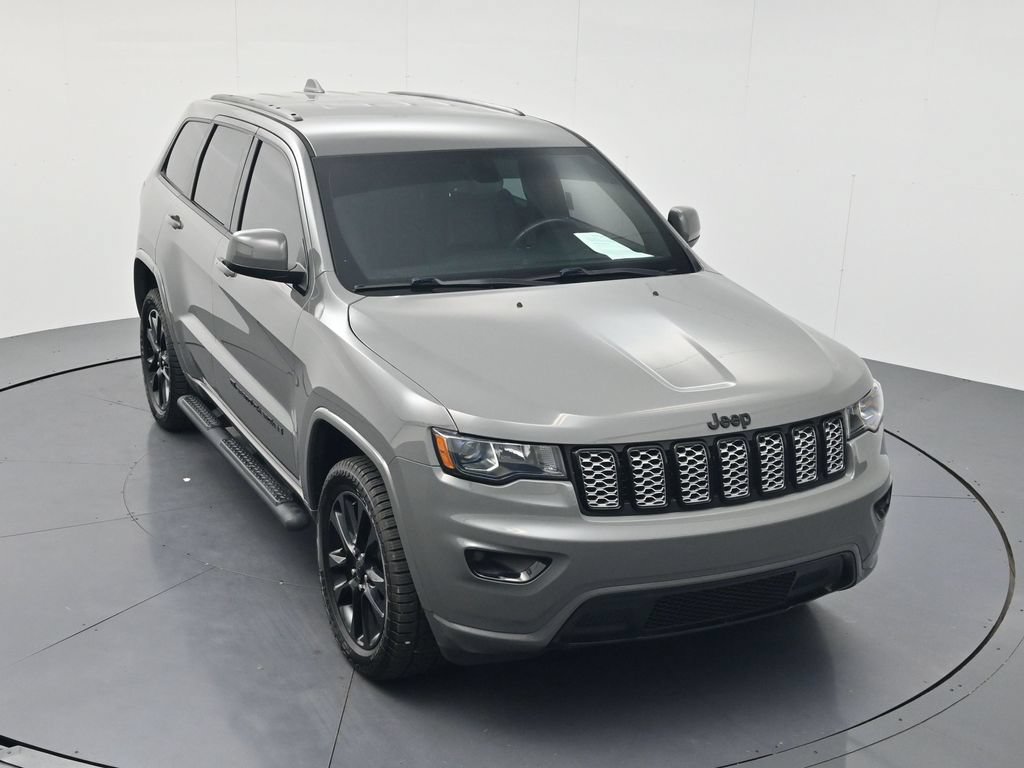Used 2022 Jeep Grand Cherokee Laredo X AWD/4WD image 38