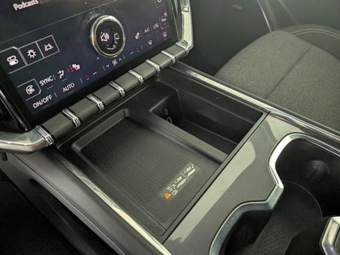 Certified 2025 GMC Acadia Elevation image 26