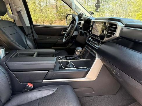 Used 2024 Toyota Tundra SR5 w/ SR5 Convenience Package AWD/4WD image 12