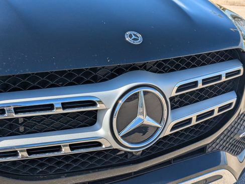 Used 2020 Mercedes-Benz GLS 450 4MATIC image 11