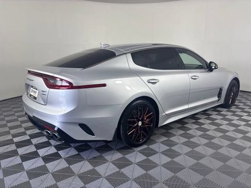 Used 2018 Kia Stinger GT1 AWD/4WD image 33
