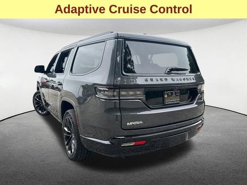 Used 2025 Jeep Grand Wagoneer Series III w/ Rear Seat Video Group 1 AWD/4WD image 10
