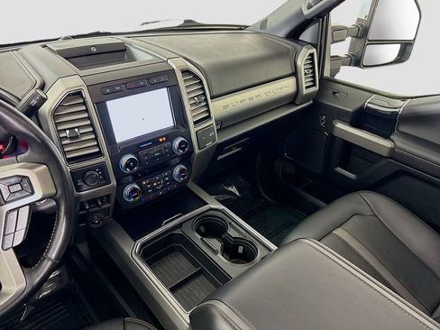 Used 2020 Ford F350 Platinum image 27