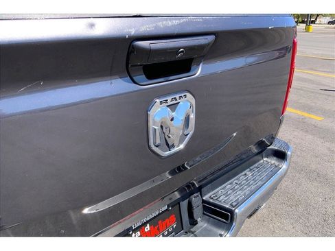 Used 2024 RAM 1500 Laramie AWD/4WD image 31
