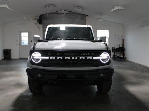 New 2026 Ford Bronco Outer Banks image 49
