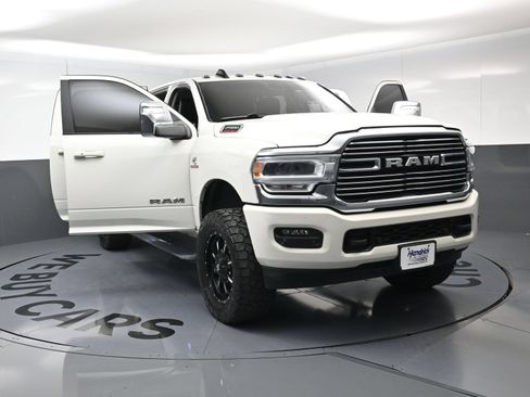 Used 2023 RAM 2500 Laramie AWD/4WD image 21