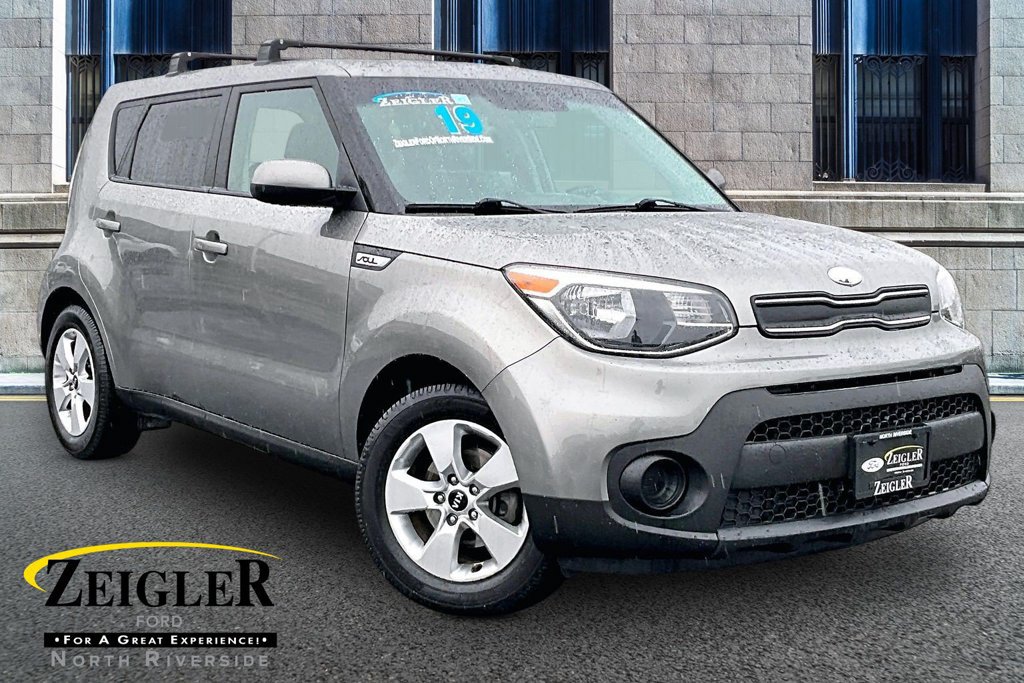 Used 2019 Kia Soul FWD image 1