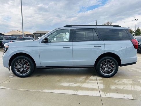 New 2025 Ford Expedition Platinum w/ Stealth Performance Package image 48