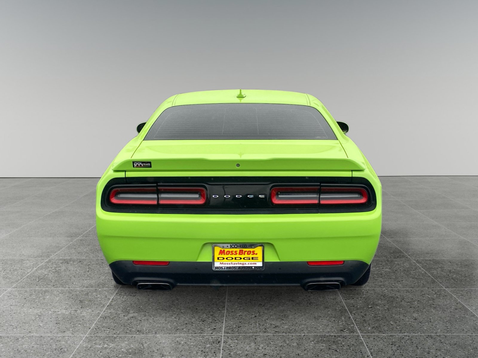 Used 2015 Dodge Challenger R/T Plus RWD image 4