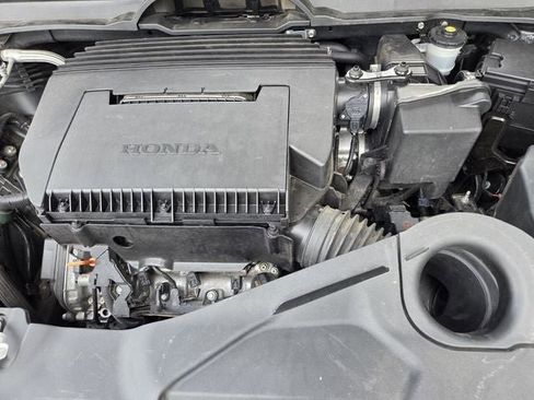Used 2024 Honda Pilot Touring image 33
