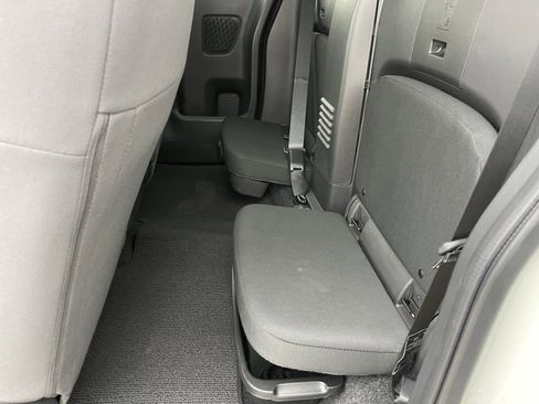 New 2026 Nissan Frontier S image 18