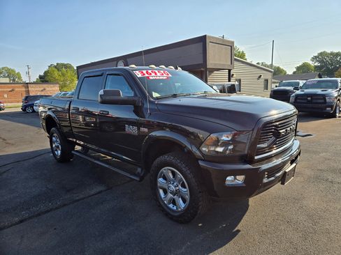 Used 2018 RAM 2500 Big Horn w/ Sport Appearance Group image 2