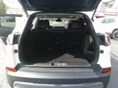 Used 2022 Jeep Cherokee Limited w/ Elite Package image 21