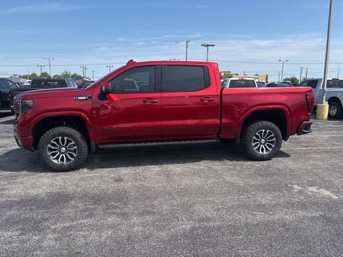 Used 2022 GMC Sierra 1500 AT4 w/ AT4 Premium Package AWD/4WD image 4