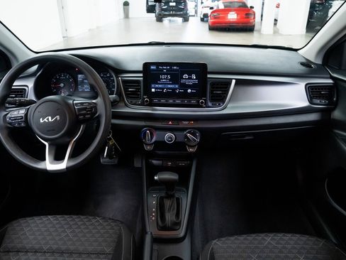 Used 2023 Kia Rio S image 9