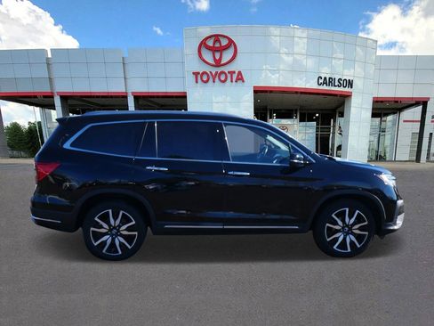 Used 2021 Honda Pilot Touring image 4
