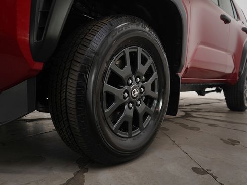 Used 2025 Toyota 4Runner SR5 image 24