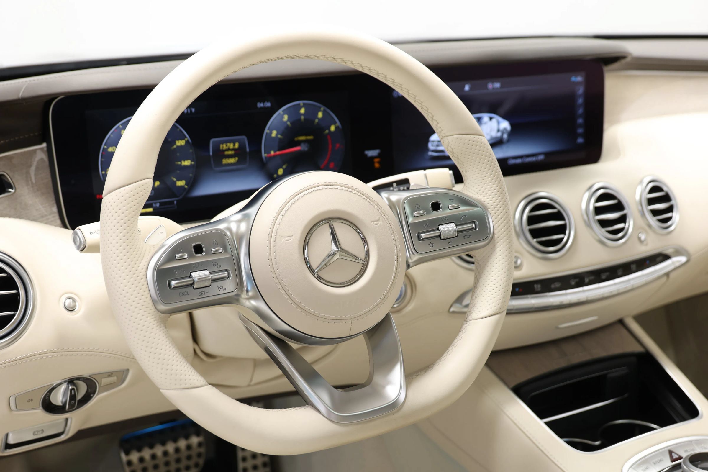Used 2019 Mercedes-Benz S 560 4MATIC Coupe image 25