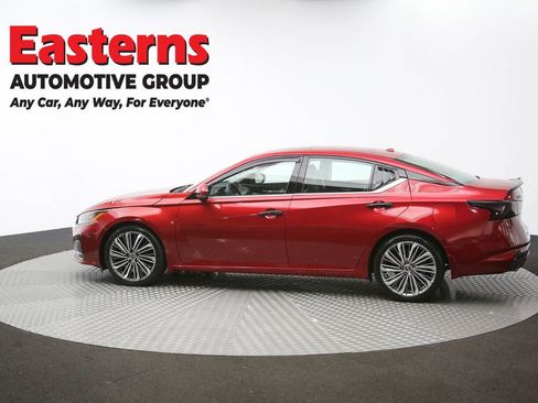 Used 2023 Nissan Altima 2.5 SL FWD image 61