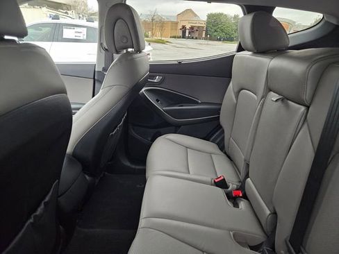 Used 2018 Hyundai Santa Fe Sport image 11