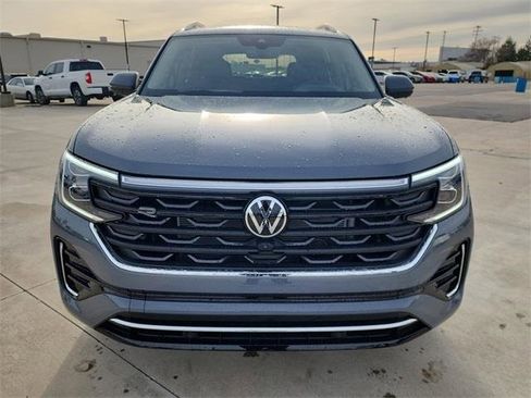 New 2026 Volkswagen Atlas SEL Premium R-Line image 9