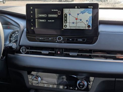 New 2026 Mitsubishi Outlander SE image 9