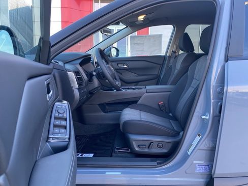 New 2026 Nissan Rogue SV image 12