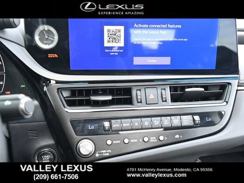 Used 2025 Lexus ES 350 w/ Accessory Package (Z2) FWD image 8
