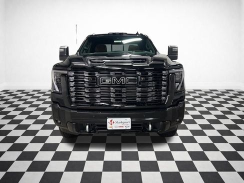 New 2026 GMC Sierra 2500 Denali Ultimate w/ LPO, Black Badging Package image 3