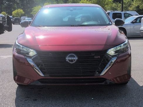Used 2024 Nissan Sentra SR w/ SR Premium Package FWD image 9