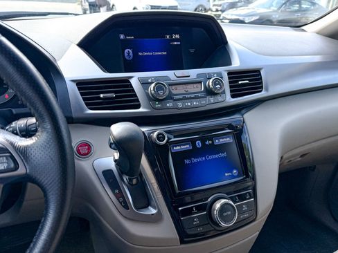 Used 2015 Honda Odyssey EX-L image 18