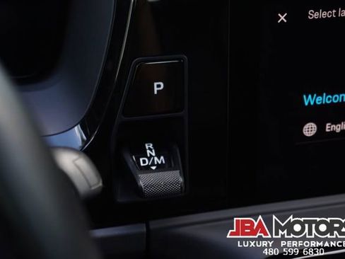 Used 2025 Porsche Panamera 4 image 20