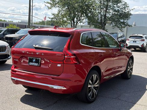 Used 2022 Volvo XC60 T8 Inscription AWD/4WD image 9
