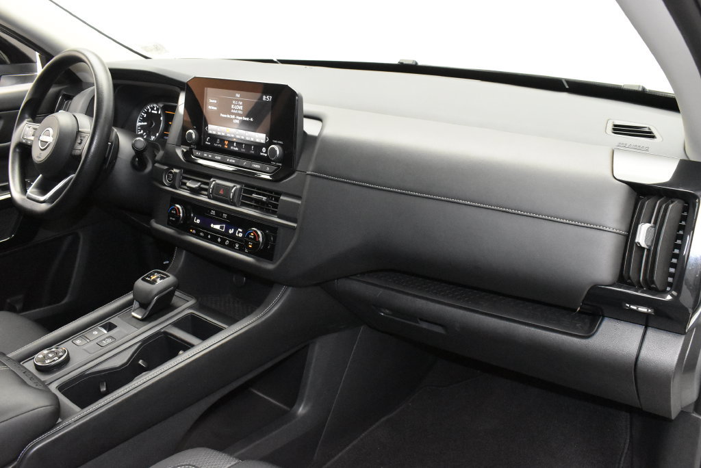 Used 2024 Nissan Pathfinder S AWD/4WD image 22