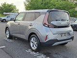 Used 2024 Kia Soul LX w/ Option Group 015 image 4