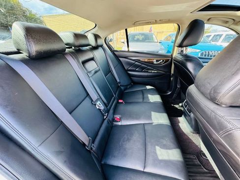 Used 2018 INFINITI Q50 Luxe w/ Essential Package (3.0T Luxe) image 15