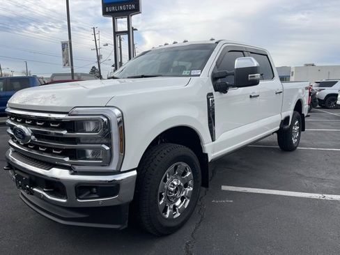 Used 2025 Ford F250 King Ranch w/ Chrome Package image 3