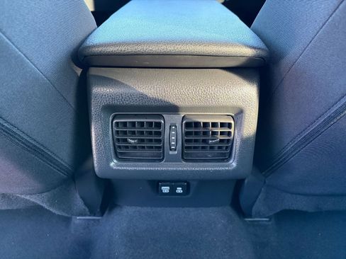 Used 2025 Toyota Camry LE image 22