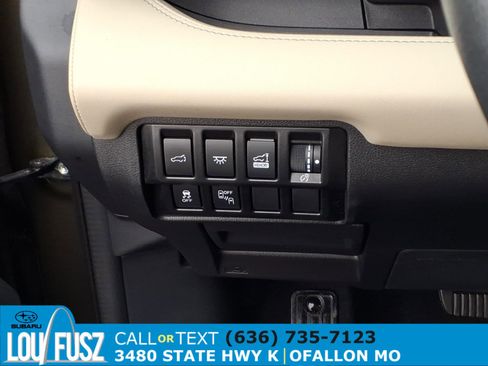 Used 2022 Subaru Ascent Limited w/ Technology Package image 23