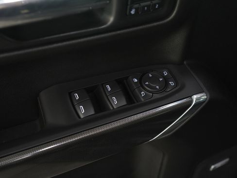 Used 2021 GMC Sierra 1500 AT4 w/ AT4 Value Package AWD/4WD image 18