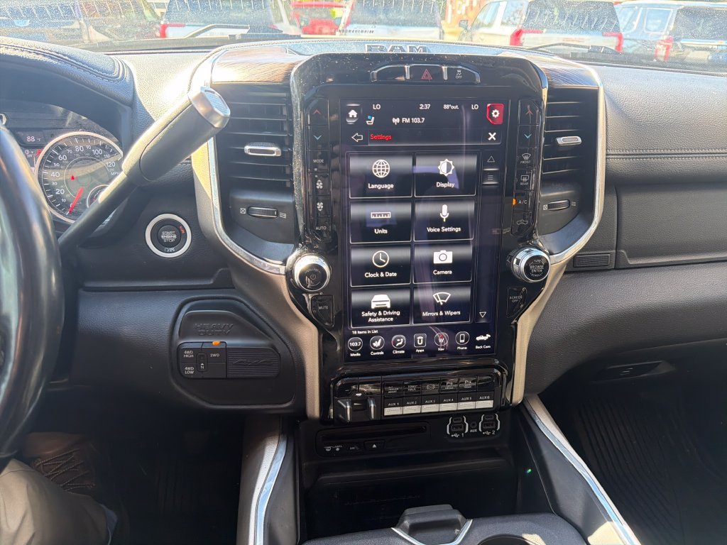 Used 2019 RAM 3500 Laramie AWD/4WD image 18