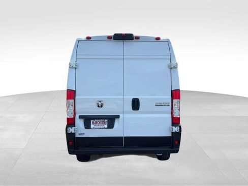 Used 2023 RAM ProMaster 2500 FWD image 6