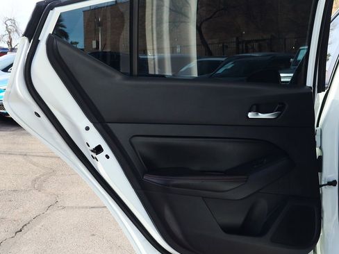 Used 2020 Nissan Altima 2.5 SR image 32