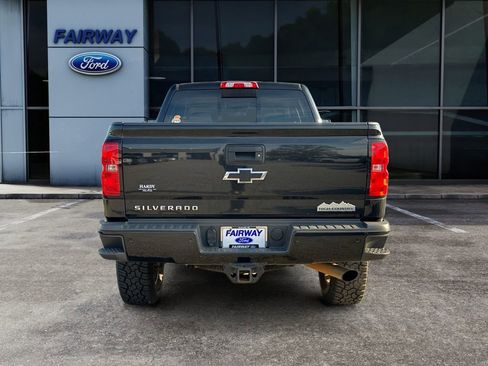 Used 2017 Chevrolet Silverado 2500 High Country image 5