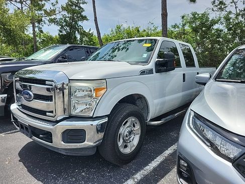 Used 2015 Ford F250 XLT RWD image 2