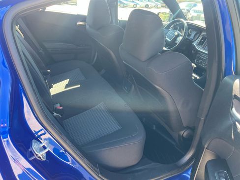 Used 2022 Dodge Charger R/T w/ Blacktop Package image 10