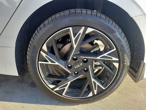 Used 2025 Kia K5 GT-Line image 10