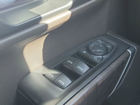 Used 2020 GMC Sierra 1500 Denali w/ Denali Ultimate Package image 35